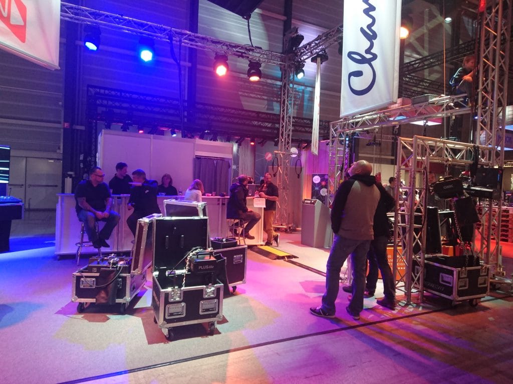 lightsound2016-stand